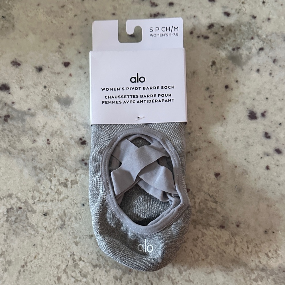 ALO Yoga Gray Pivot Barre Sock size S/M